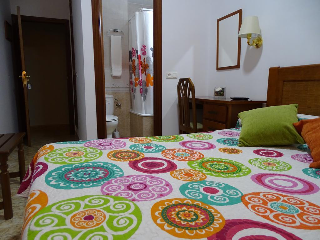 Hostal Argentina Caces Buitenkant foto