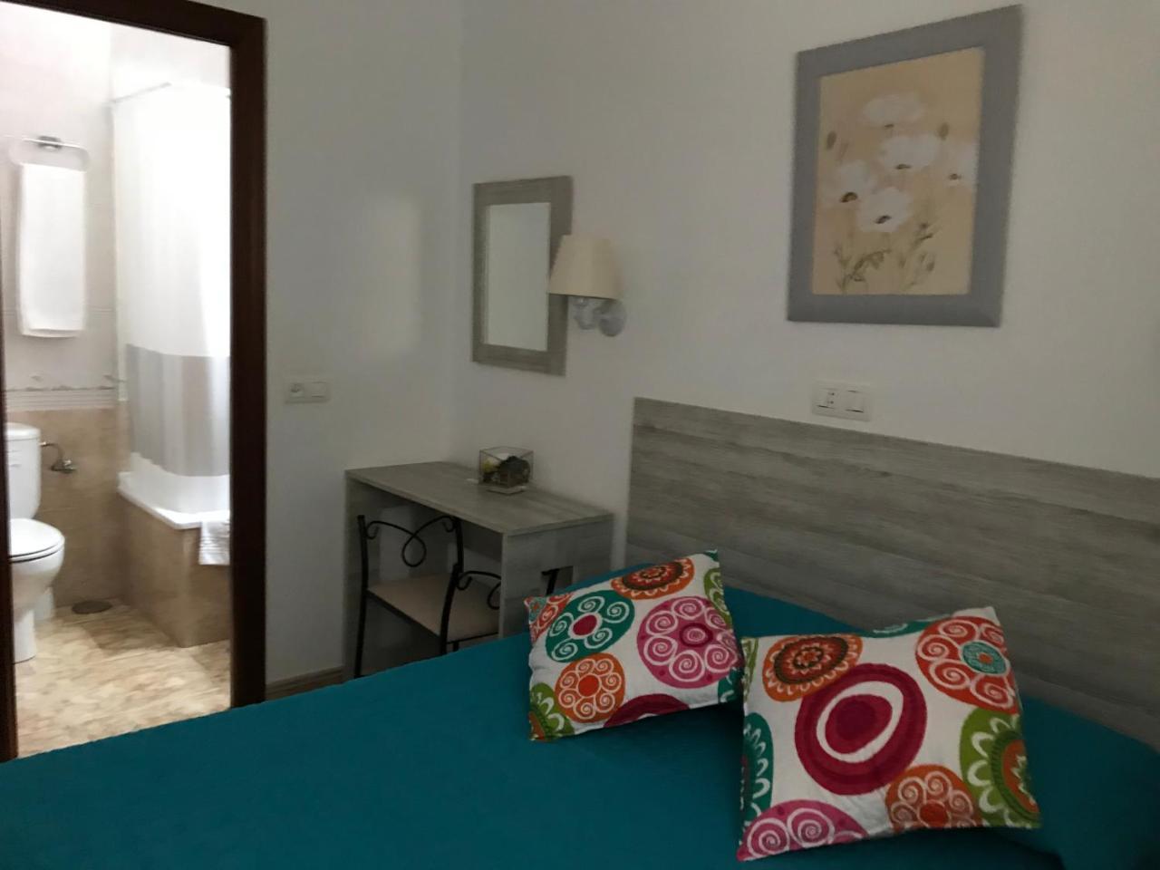 Hostal Argentina Caces Buitenkant foto