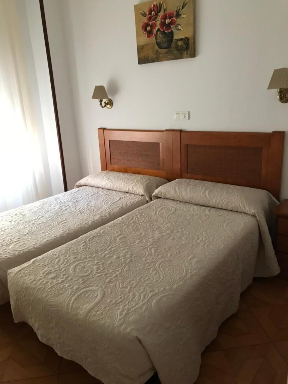 Hostal Argentina Caces Buitenkant foto