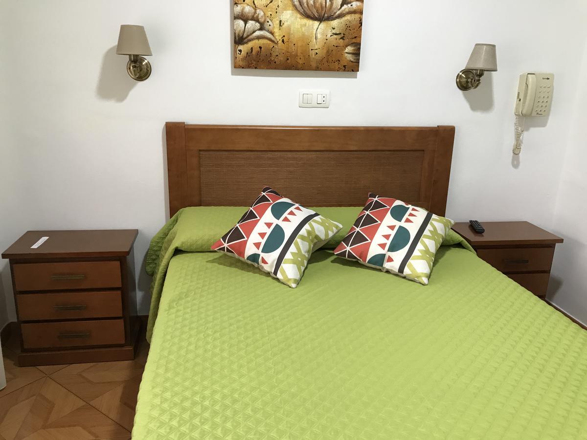 Hostal Argentina Caces Buitenkant foto