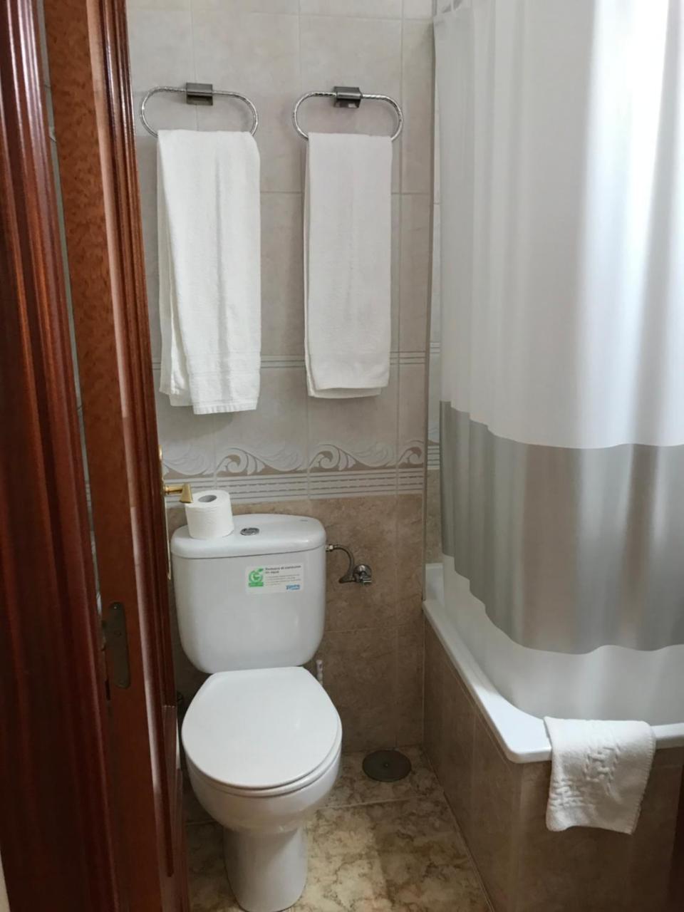 Hostal Argentina Caces Buitenkant foto